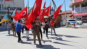Dinar'da Gençlik Yürüyüşü Yapıldı