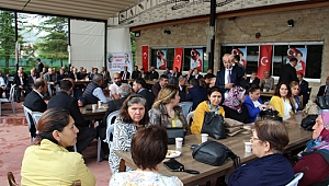 Dinar’da İYİ Parti Geniş Bir Katılımla Bayramlaştı