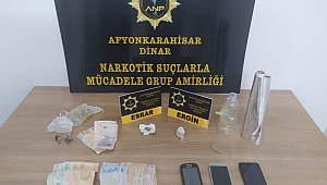 Dinar'da Polis Esrar Ele Geçirdi
