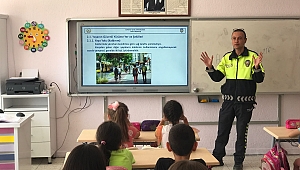 Yeni Yol İlkokulu'nda öğrencilere trafik eğitimi verildi