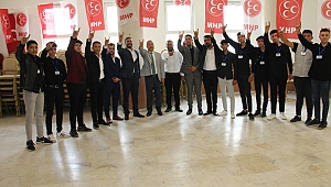 Milletvekili Mehmet Taytak’ tan Dinar Ülkü Ocaklarına övgü 