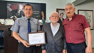 KAYMAKAMIMIZDAN YILLARIN ESNAFI BURHAN ŞAHİN’E TEŞEKKÜR BELGESİ