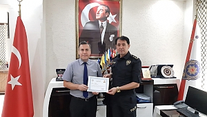 Kaymakam Kapankaya'dan Emniyet Müdürü Pulat'a Veda Ziyareti