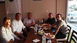 Dinar'da Muhtar Suat Gölcük Gazilerimize Yemek Verdi