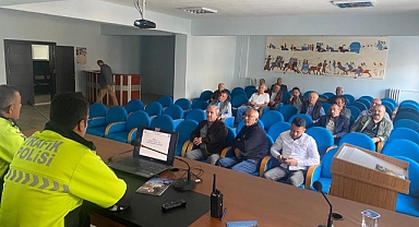 Dinar’da Servis Şoförlerine Seminer Verildi