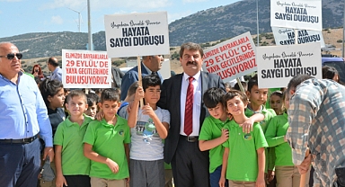 Dinar'da Yayalara Öncelik Duruşu, Hayata Saygı Duruşu Etkinliği Gerçekleşti