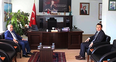 Dinar Kaymakamı Kemal Duru'yu Başmakçı Kaymakamı Ramazan Kıyak Ziyaret Etti