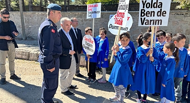 Kaymakam Kemal Duru Önce Yaya Etkinliğine Katıldı