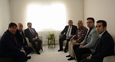 Aydın Milletvekili Rıza Posacı Dinar’da Ziyarete Önce Şehidimizin Evinden Başladı