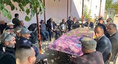 Dinar Kaymakamı Kemal Duru Dombay ve Saz Ovalarında Bulunan Köylerde Vatandaşlarımızla Bir Aaraya Geldi