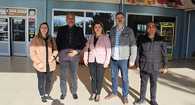 Adalet-Sen Zafer Şubesi Üyeleri İle Kahvaltıda Buluştu