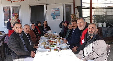KAYMAKAM DURU’DAN İLÇEMİZ KIZILAY FAALİYET BİNASINA ZİYARET