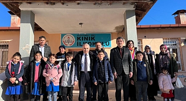 KAYMAKAM KEMAL DURU KINIK KÖYÜ HALKINI VE İLKOKULUNU ZİYARET ETTİ