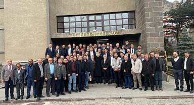 Valimiz Yiğitbaşı Dinar'da ki Tüm Muhtarlar İle Toplantı Yaptı
