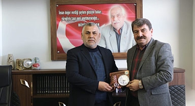 Belediye Başkanımız Nihat Sarı’dan Taşıyıcılar Kooperatifine teşekkür ziyareti