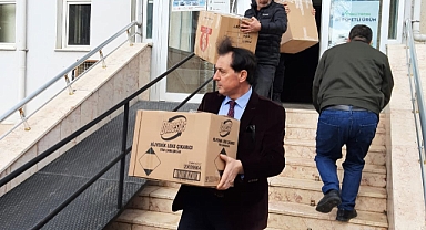 Dinar Emniyet Müdürlüğünden Depremzedelere Yardım Kolileri Yola çıktı