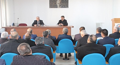 Kaymakamımız Başkanlığında Deprem Afeti İle İlgili Toplantı Yapıldı