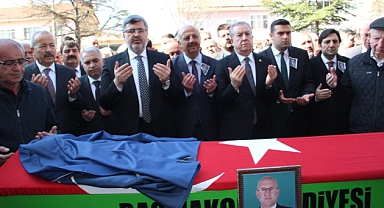 MHP'li Belediye Başkanı Gönüllü Son Yolcuğuna Uğurlandı