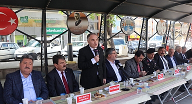 Bayramlaşma Programımızda vatandaşlarımız ile bir aradayız