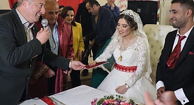 Hakan Şeref Olgun Zehra ve Gökhan’ın Düğününe Katıldı