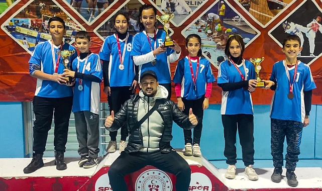 AFYONKARAHİSAR'DA ULUKÖY RÜZGÂRI