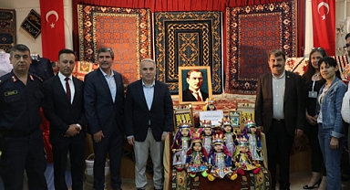 Halk Eğitim Merkezi Yıl Sonu sergisinin açılışını gerçekleştirdik