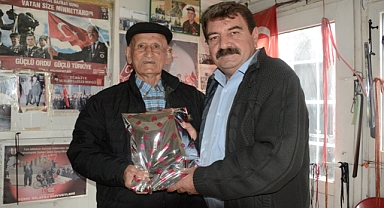 Başkan Sarı, “Yaşlılarımızın her zaman yanındayız”