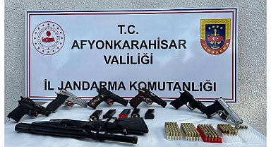 Dinar Göçerli Köyünde Düğünde Silahla Havaya Ateş