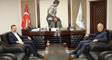 Saffet Acar Ve İbrahim Özgül Belediye Başkanı Nihat Sarı'yı Ziyaret Etti