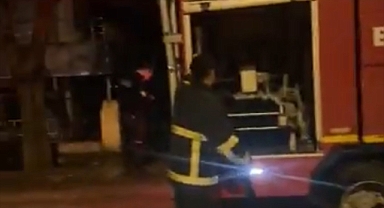 Yaşlı Amca Yangın Çıkan Evden Son Anda Kurtuldu
