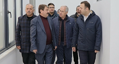 Başkan Nihat Sarı, İş İnsanı Saffet Acar'a Ziyarette bulundu