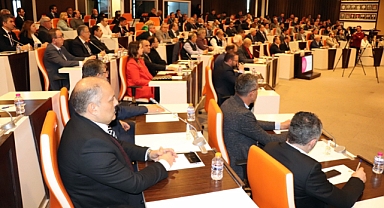 Başkan Veli Özcan, Mesleki Eğitim Sektör Toplantısına Katıldı
