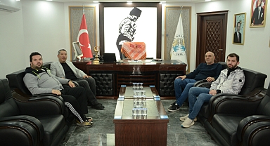 Afyonkarahisar Ticaret Borsası Başkanı Mehmet Mühsürler, Başkan Topçu'ya Ziyarette Bulundu