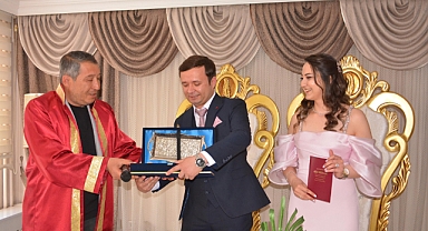 Başkan Veysel Topçu, İlk Nikahını Kıydı