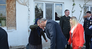 BAYRAMDA ŞEHİT YAKINLARIMIZI ZİYARET ETTİK