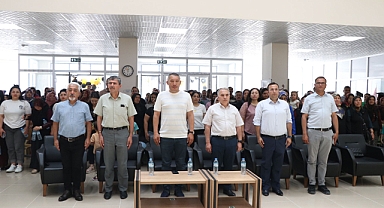 Dinar Belediye Başkanımız Veysel Topçu, Lise Öğrencilerimizin Mezuniyet Sevincine Ortak Oldu.