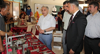 Dinar Mesleki ve Teknik Anadolu Lisesi’nde Mesleki Eğitim Sergisi