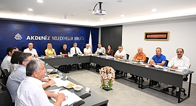 Başkan Veysel Topçu, Akdeniz Belediyeler Birliği Encümen ve Komisyon Üyeler Toplantısına Katıldı 