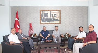 AFYONKARAHİSAR MİLLETVEKİLİ YURDUNUSEVEN KAYMAKAM DURU'YU ZİYARET ETTİ