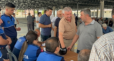 “Yeni Kapalı Pazar Yerinde Kura Çekimi ile Esnaflara Tezgah Teslimi Gerçekleşti”