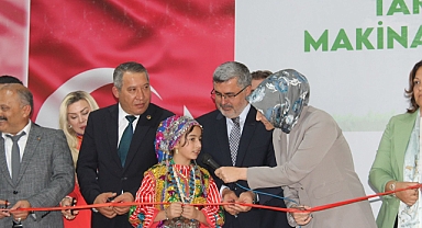 Dinar Tarım ve Hayvancılık Festivalinin Açılışı Yoğun Bir Katılımla Gerçekleşti