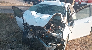 Çay-Konya Yolunda Trafik Kazası: Dört Yaralı