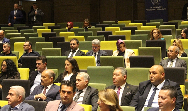 “Dinar Belediye Başkanı Veysel Topçu, OSBÜK Ege Bölge Toplantısı'na katıldı.