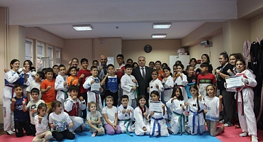 KAYMAKAM DURU AMATÖR SPOR HAFTASI ÖDÜL TÖRENİNE KATILDI.