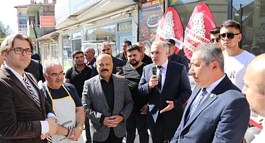 Kaymakamımız Kemal Duru, Yeni İşletmenin Açılışına Katıldı