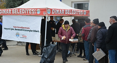 Dinar Salı Pazarı Esnafına Sıcak Çorba İkramı.!