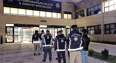 Afyonkarahisar’da Düzensiz Göç Operasyonu: 6 Yabancı Uyruklu Şahıs Sınır Dışı Edildi