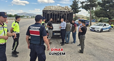 KURBAN BAYRAMI ÖNCESİ CANLI HAYVAN YOL KONTROLLERİ ARALIKSIZ DEVAM EDİYOR...