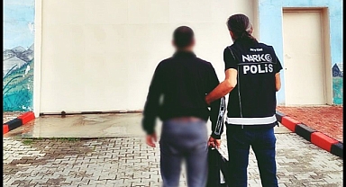 Madde Ticareti Suçlusu Yakalanarak Dinar Kapalı Cezaevine Teslim Edildi