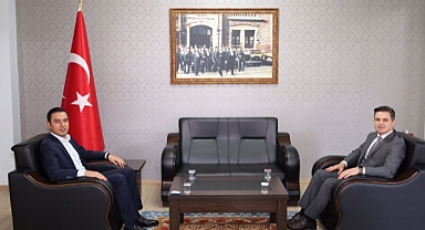 Dazkırı Belediye Başkanı Fatih ÇİÇEK’ten Kaymakamımıza Ziyaret